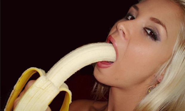 Swordtail reccomend banana deep throat