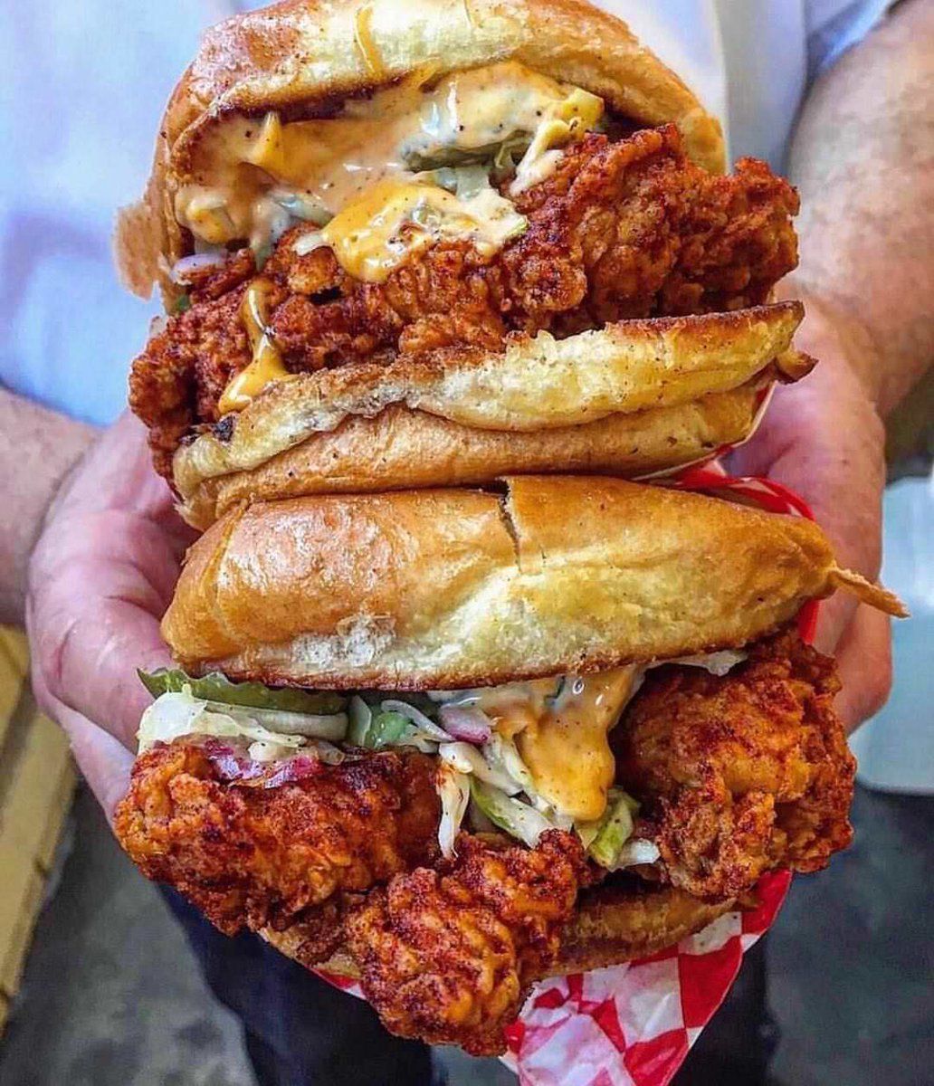 Chicken sandwich image