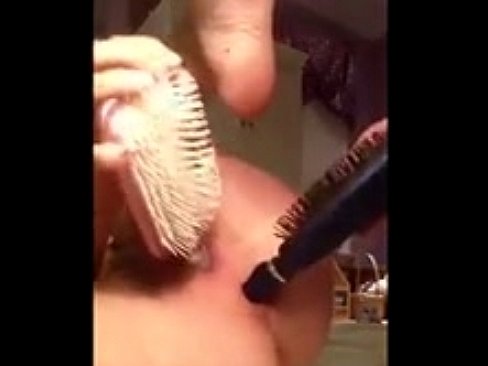 Austin reccomend hair brush time
