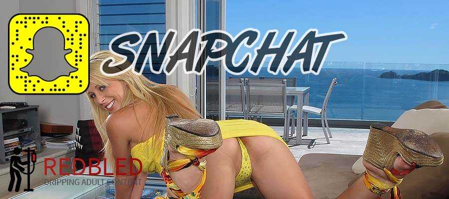 Sexting with girl snapchat