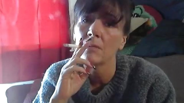 Sexy mommy smoking virginia slim