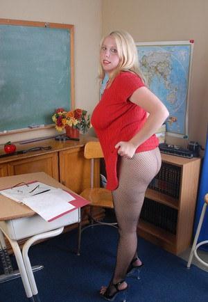 Free housewifes in pantyhose