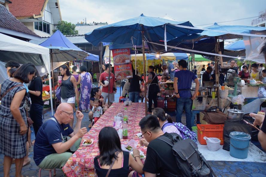 HQ reccomend Asian bazaar melbourne