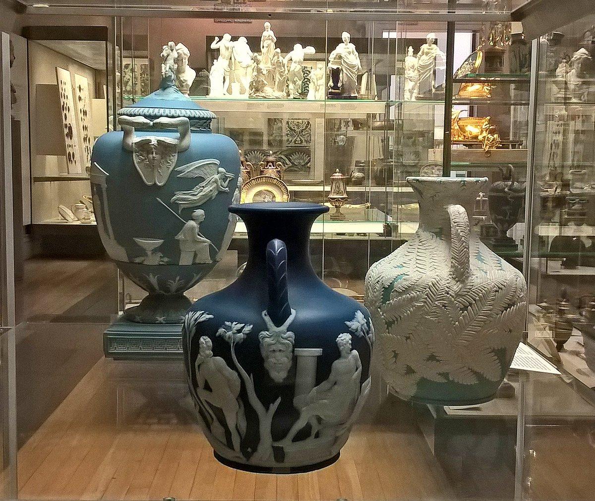 best of Vases historic museum design Asian black matt bird