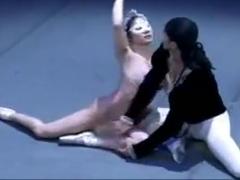 Masked japanese nude ballet dancer