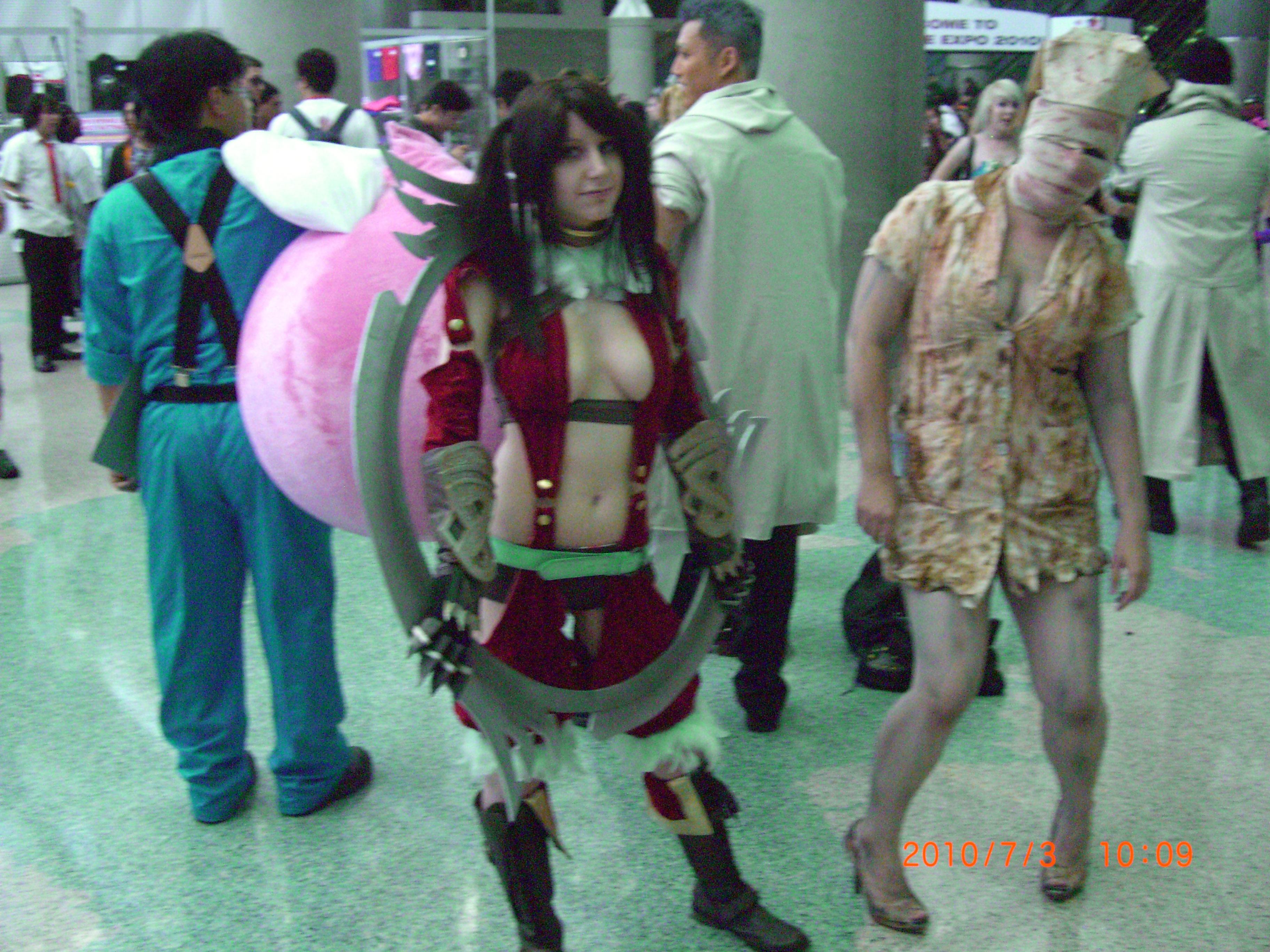Cosplay convention sex