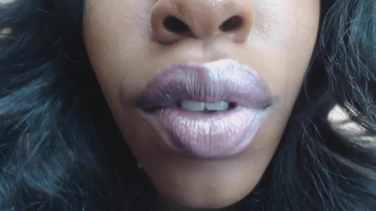 best of Gloss ebony lip