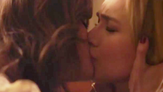 Electric B. reccomend hayden panettiere lesbian kiss heroes