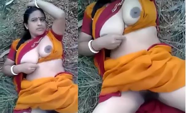Desi indian aunty gets picked