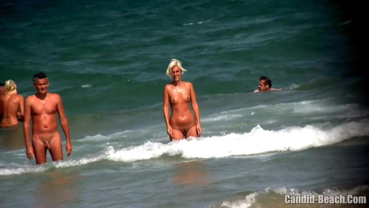 Threesome blonde milf nudist beach spycam