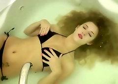 Uhura reccomend dixie belle underwater bathtub masturbation