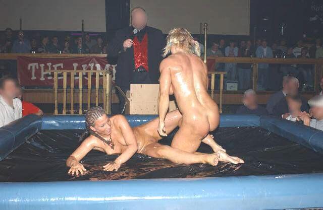 Tango reccomend naked oil wrestling