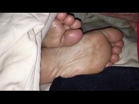 Sleepy feet fuck