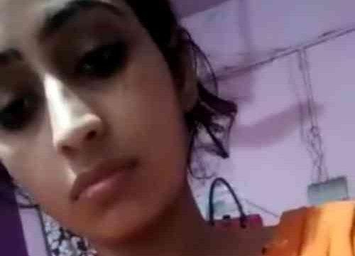 Sweet indian girl showing pussy
