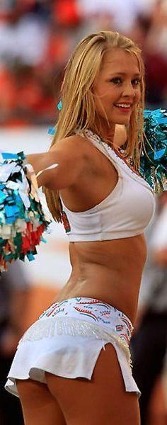 Hot Football Cheerleaders Upskirt Xxx Sex Photos