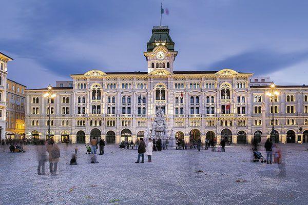 Supernova reccomend Older women in Trieste