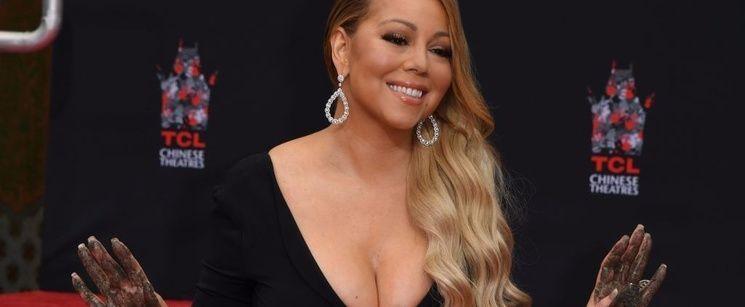 Mariah carey boob bounce