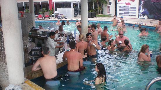Cancun mexico nudist swinger