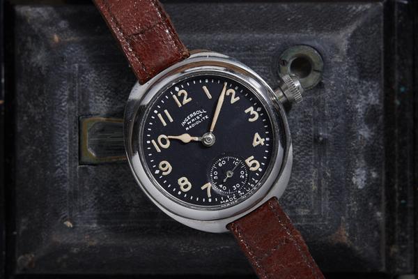 London reccomend Ingersoll midget wristwatch