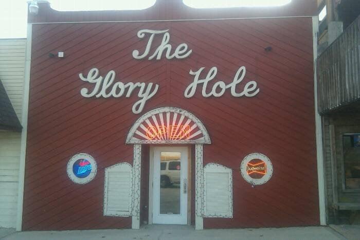 gloryholes for my girlfriend in chicago