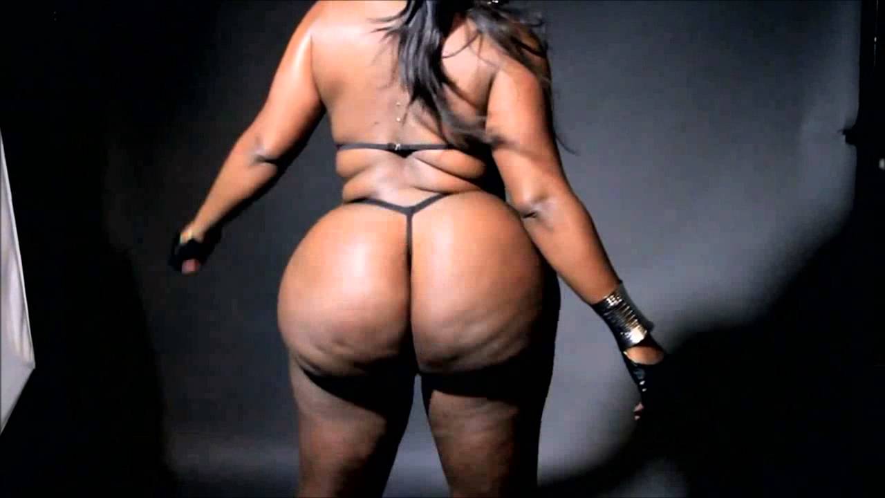 Super model strip show butt video