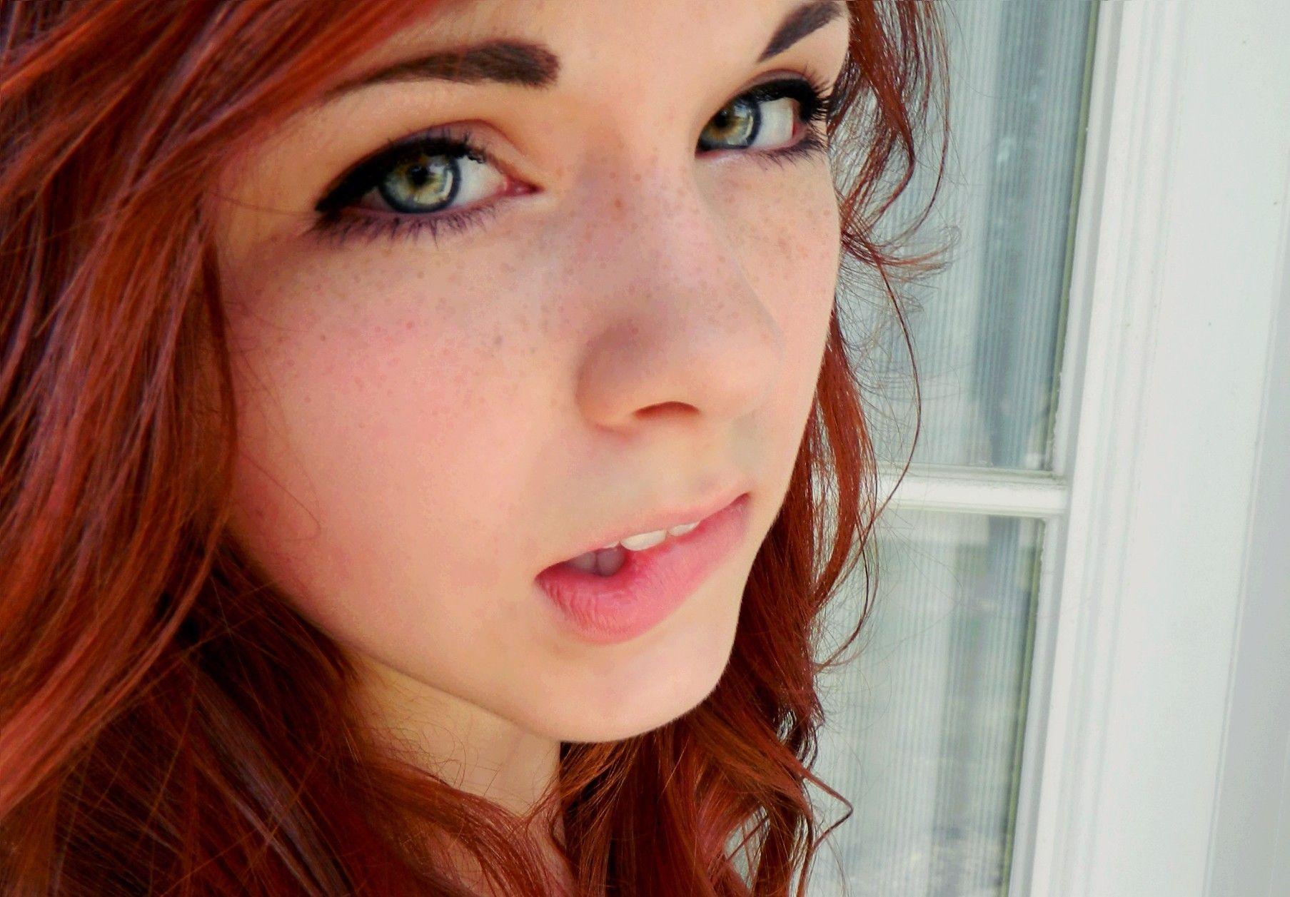 Skyscraper reccomend Redhead with green eyes