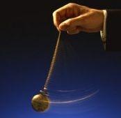 Hypnotic swinging pendulum