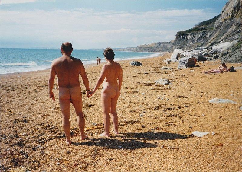 Zi-Zi reccomend Nudist beach devon