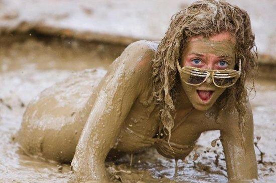 Girls In Mud Messy Porn