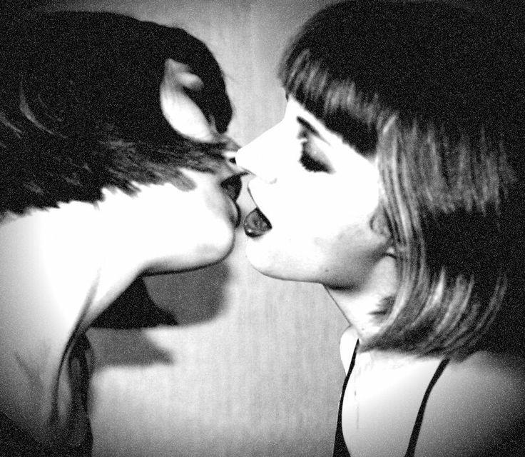 best of Kiss Gothic lesbian